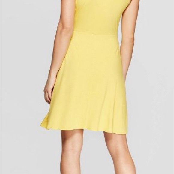 2x HP- A New Day Sleeveless Wraparound Dress - Picture 2 of 3